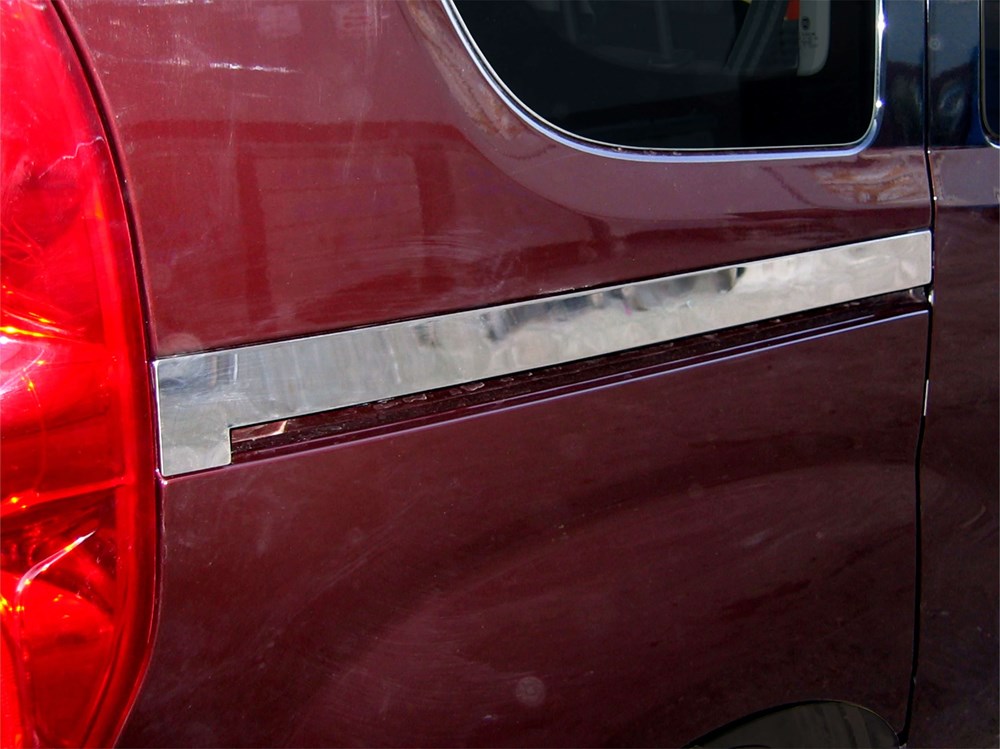 Fiat Doblo 1 Sürgülü Kapı Çıtası 2 Prç Krom 2000-2010 Fiat Doblo 1 Sürgülü Kapı Çıtası 2 Prç Krom 2000-2010