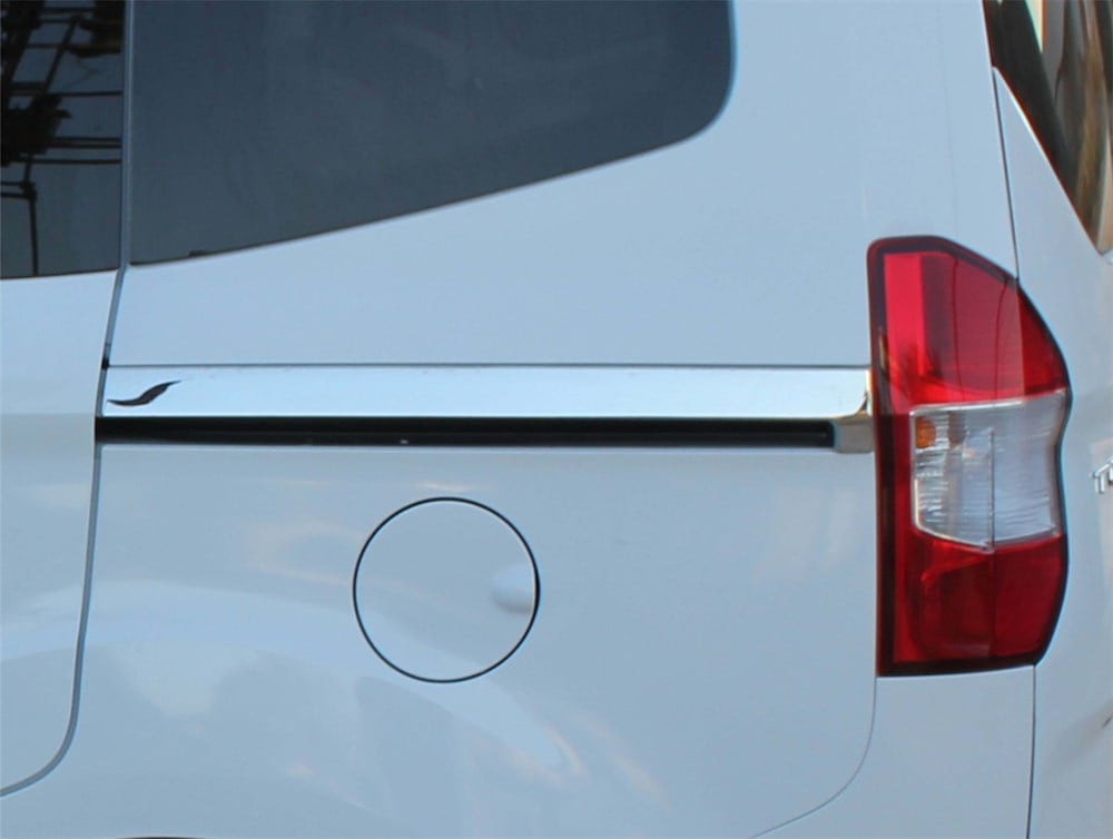 Ford Courier Sürgülü Kapı Çıtası 2 Prç Krom 2014 ve Sonrası Ford Courier Sürgülü Kapı Çıtası 2 Prç Krom 2014 ve Sonrası