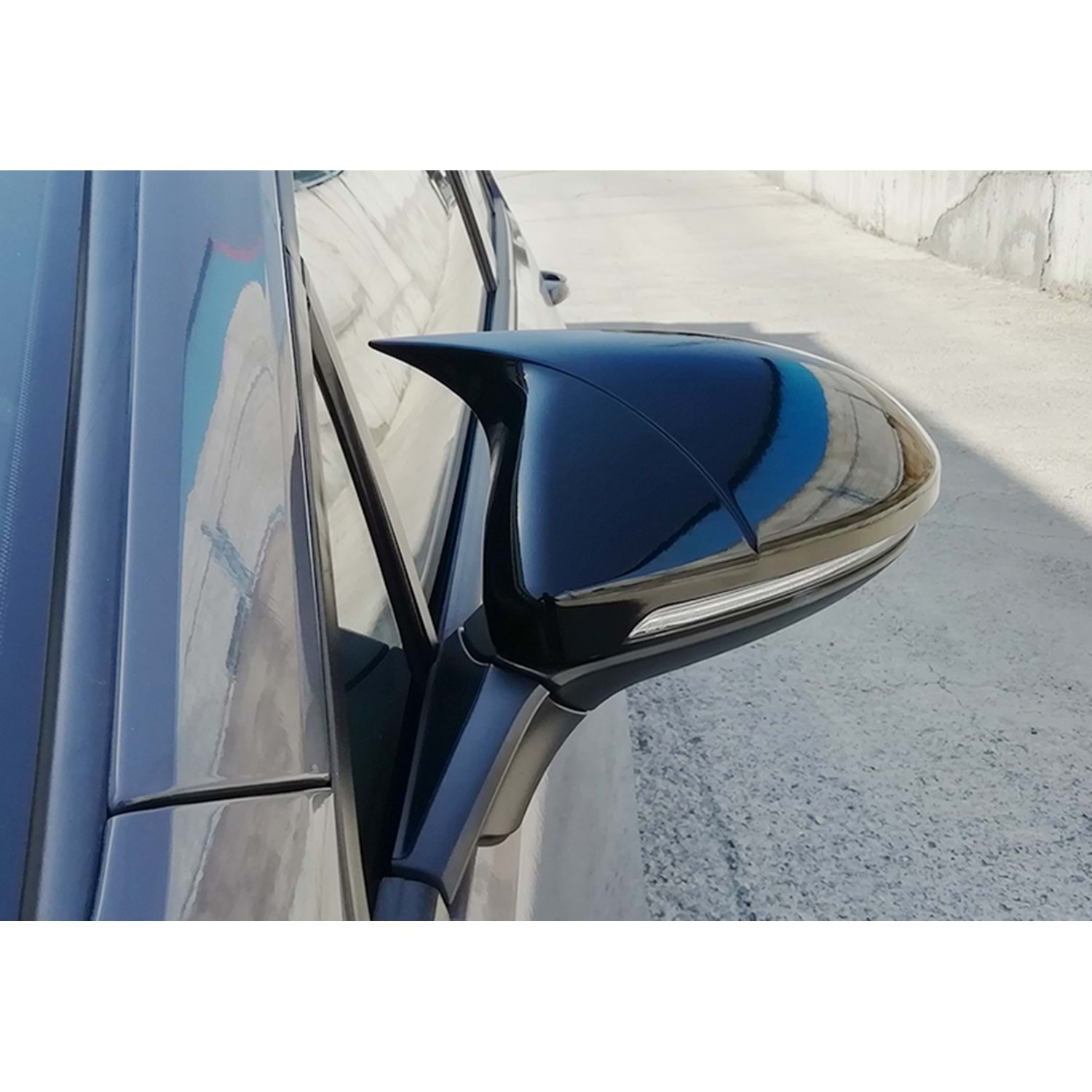 Golf Mk7 Batman Ayna Kapağı Piano Black / 2012-2019 Golf Mk7 Batman Ayna Kapağı Piano Black / 2012-2019