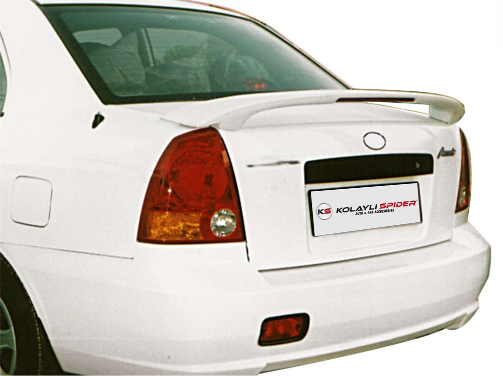 Hyundai Accent Admire Spoiler Bagaj Yüksek (Işıklı) Fiber 2003-2006 Hyundai Accent Admire Spoiler Bagaj Yüksek (Işıklı) Fiber 2003-2006
