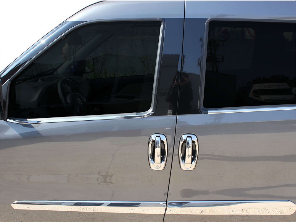 Opel Combo D Cam Çıtası 4 Prç Krom 2012 ve Sonrası Opel Combo D Cam Çıtası 4 Prç Krom 2012 ve Sonrası