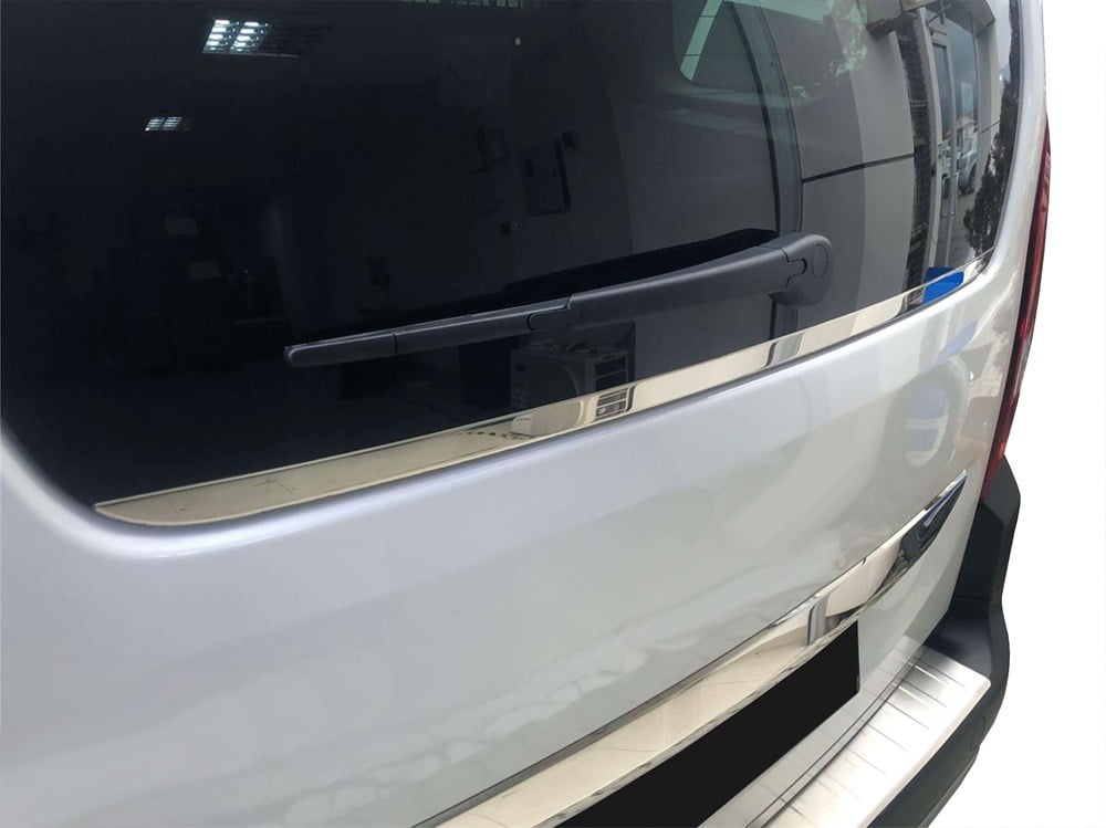 Peugeot Partner Tepee Bagaj Camı Alt Çıtası Krom 2008 ve Sonrası Peugeot Partner Tepee Bagaj Camı Alt Çıtası Krom 2008 ve Sonrası