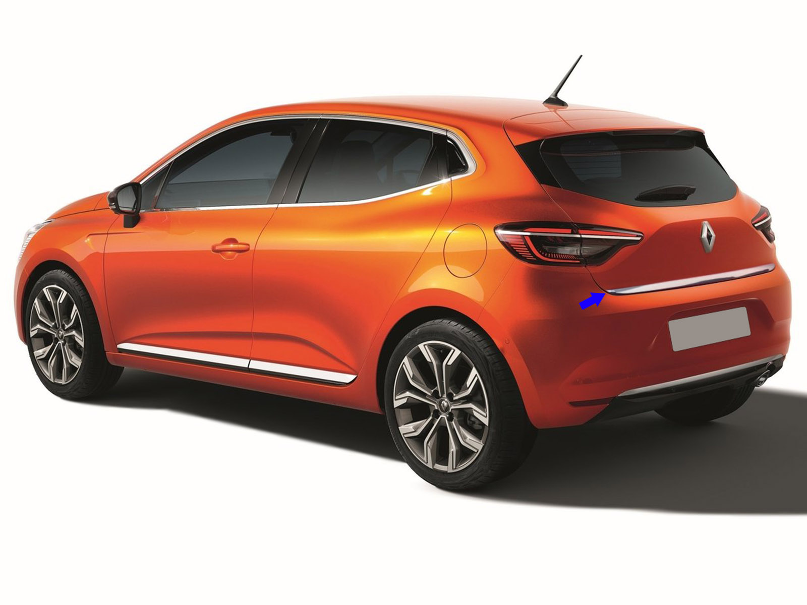 S-Dizayn Renault Clio 5 Krom Bagaj Alt Çıtası 2019 Üzeri S-Dizayn Renault Clio 5 Krom Bagaj Alt Çıtası 2019 Üzeri