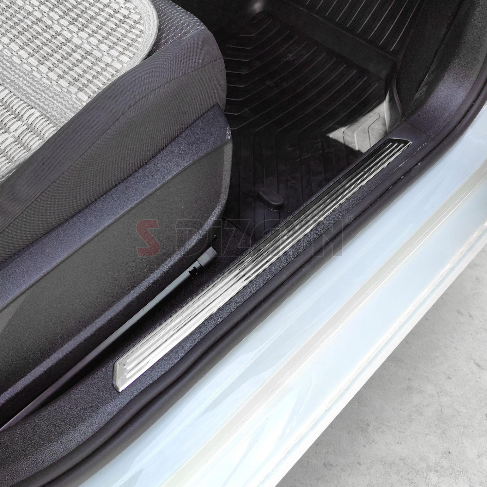 S-Dizayn VW Golf 8 HB Krom İç Kapı Eşiği 4 Prç. 2020-2024 S-Dizayn VW Golf 8 HB Krom İç Kapı Eşiği 4 Prç. 2020-2024